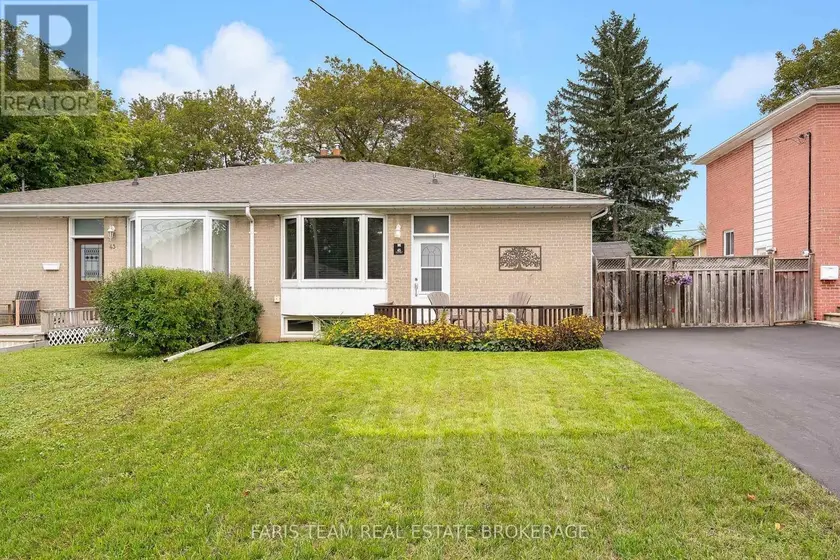Semi-Detached/Link at 45 BAILEY CRESCENT, Aurora