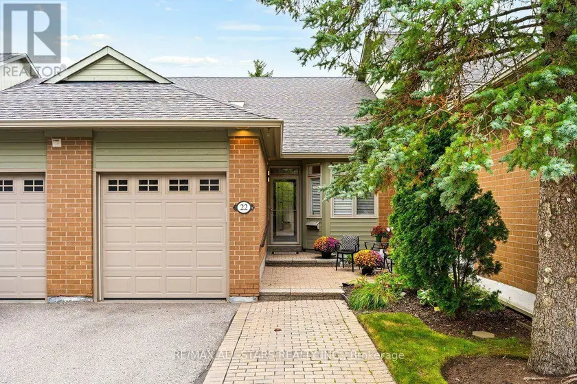 Townhouse at 22 SANDPIPER KEY WAY, Markham