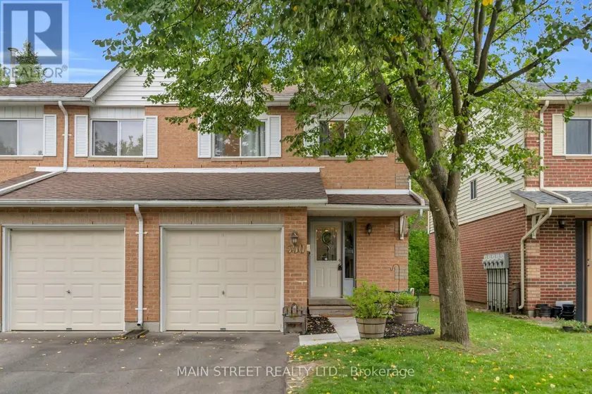 Townhouse at 550 PRIDDLE ROAD, Newmarket