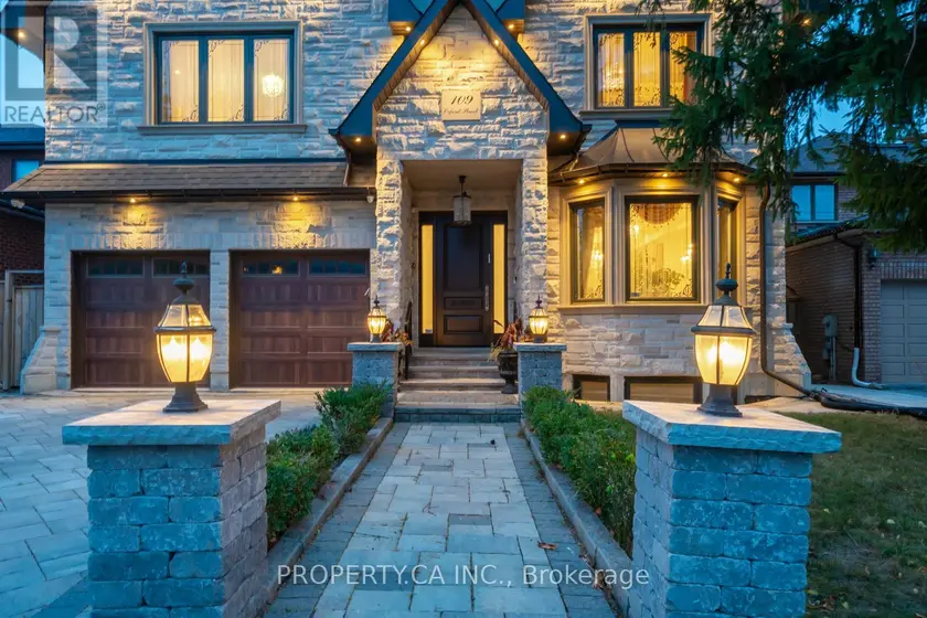Detached at 109 OXFORD STREET, Richmond Hill