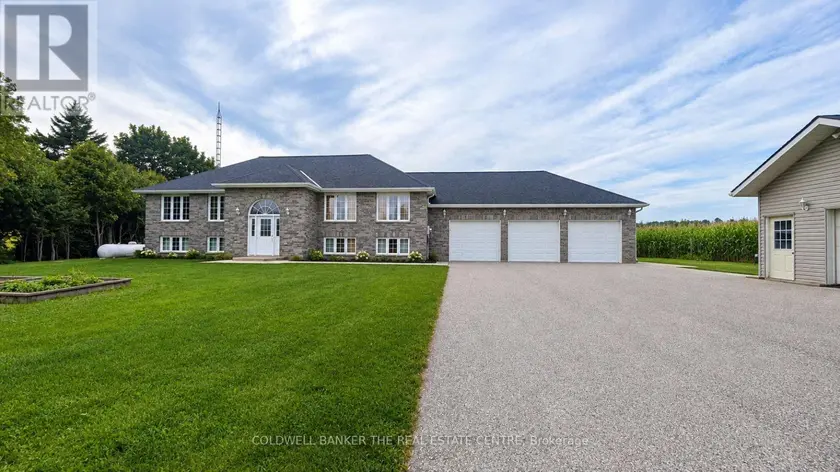 Detached at 5164 10TH LINE, Essa
