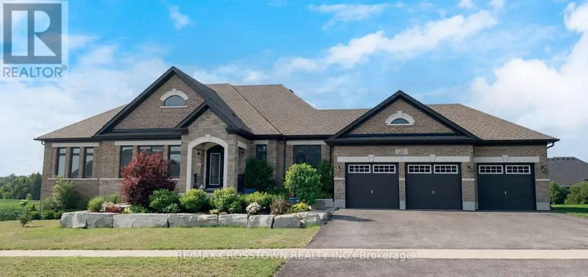 Detached at 22 STEWART CRESCENT, Essa