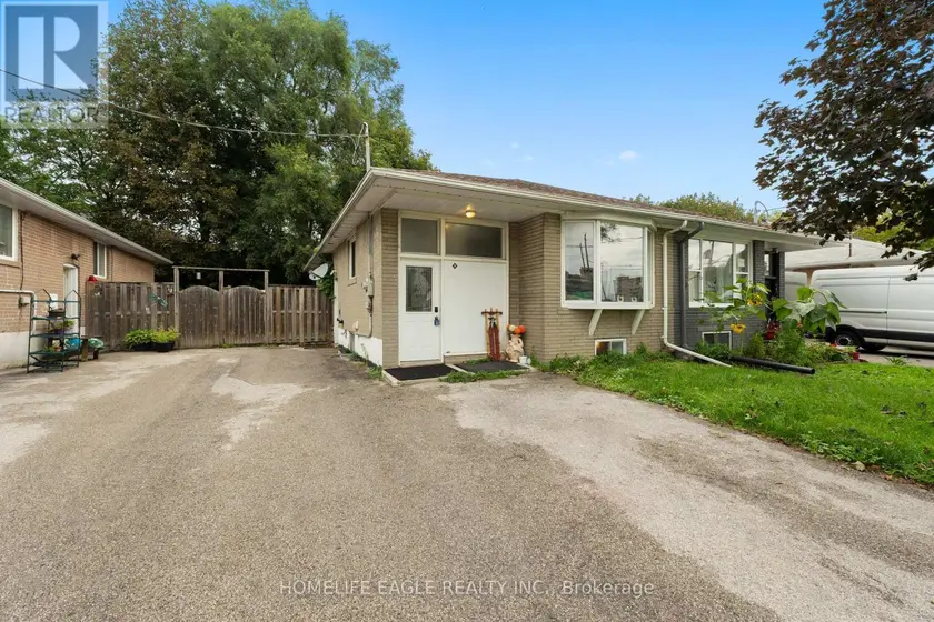 Semi-Detached/Link at 169 PENN AVENUE, Newmarket