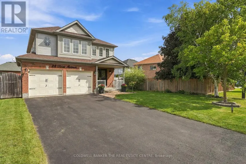 Detached at 28 HIRST AVENUE E, Georgina