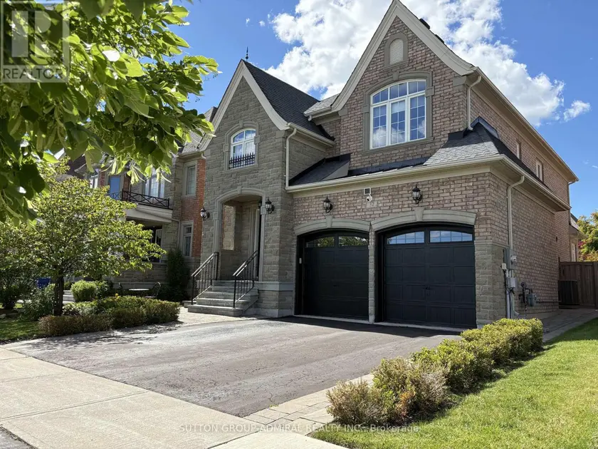 Detached at 32 NICORT ROAD, King
