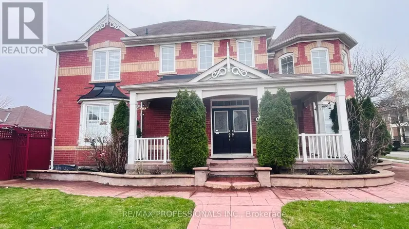 Detached at 49 COLCHESTER STREET, Markham