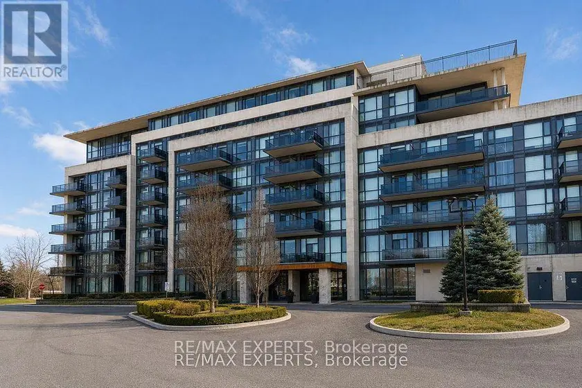 Apartment at 204 - 4700 HIGHWAY 7, Vaughan