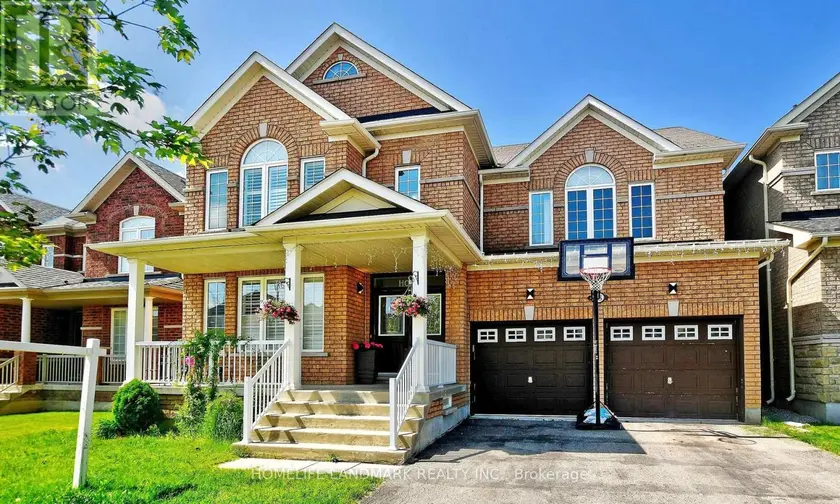Detached at 18 HALLDORSON AVENUE, Aurora