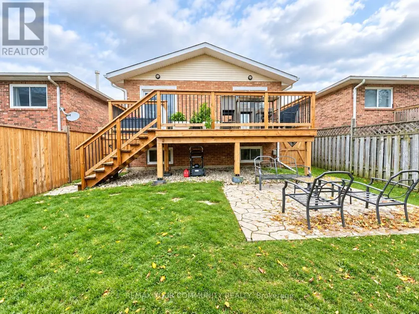 Detached at UPPER - 14 NEWLANDS AVENUE, Georgina