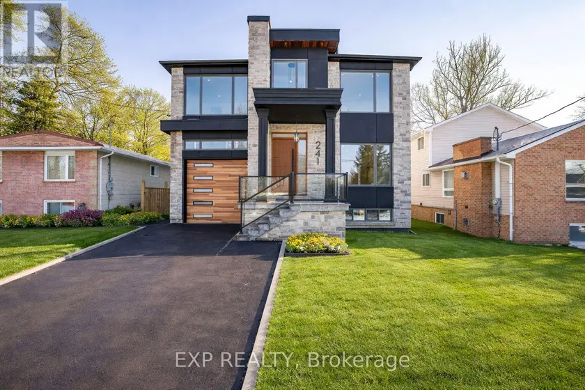 Detached at 241 PARKWAY AVENUE, Georgina