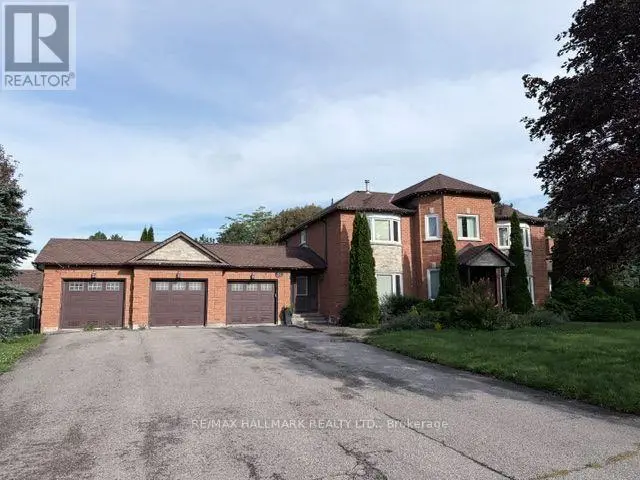 Detached at 11 SLEEPY HOLLOW LANE, Whitchurch-Stouffville