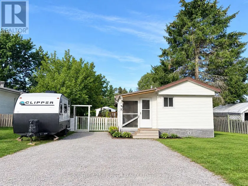 Detached at 10 SHAMROCK CRESCENT, Essa