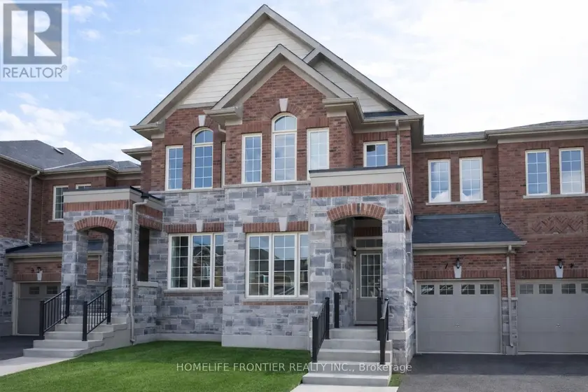 Townhouse at 7 FREDERICK PEARSON STREET, East Gwillimbury
