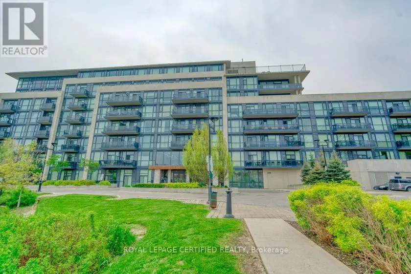 Apartment at 711 - 4700 HIGHWAY 7, Vaughan
