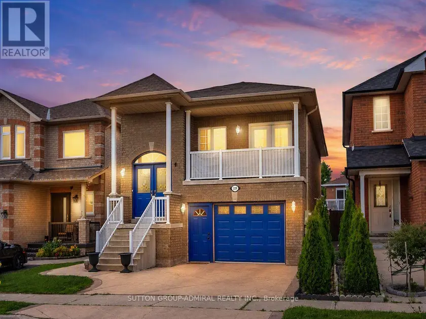 Detached at 119 BLACKTHORN DRIVE, Vaughan