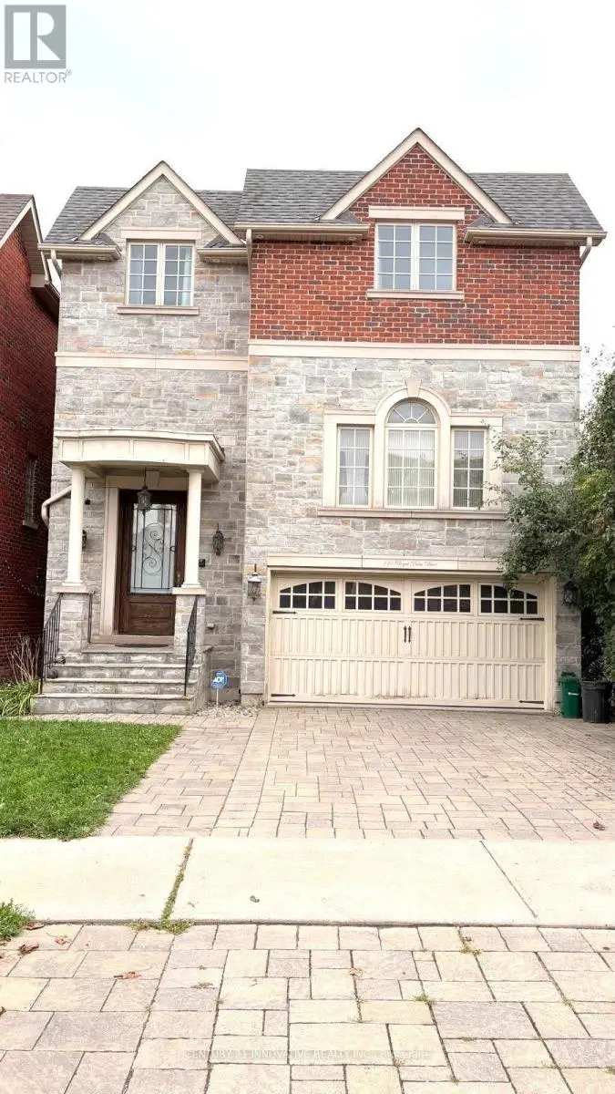 Detached at 111 ROYAL PALM DRIVE, Vaughan