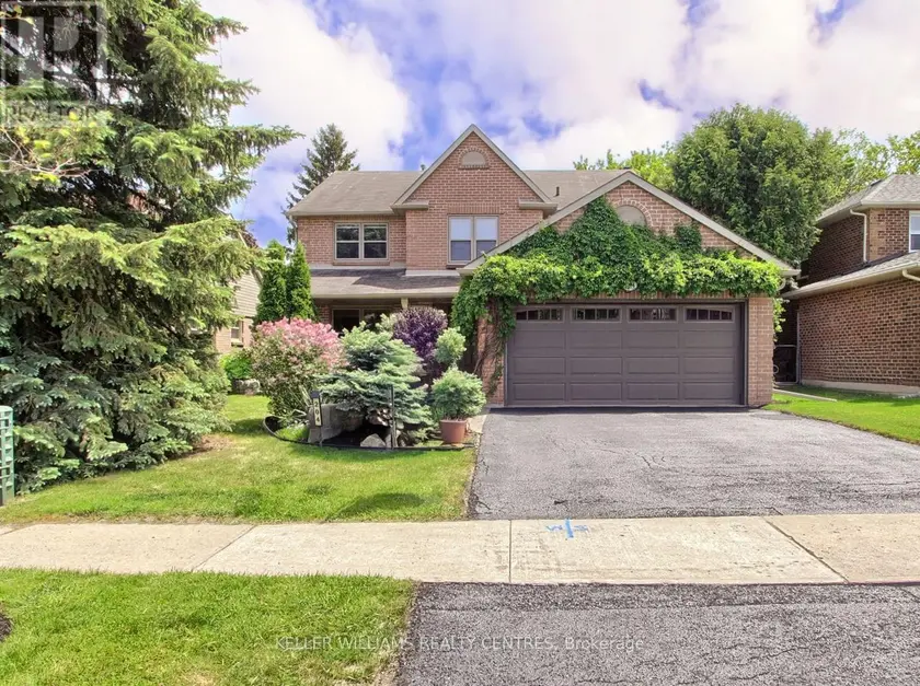 Detached at 204 CROSSLAND GATE, Newmarket