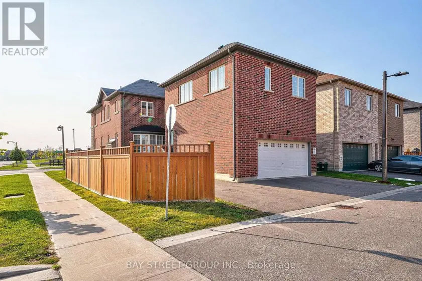 Detached at 331 WILLIAM FORSTER ROAD, Markham