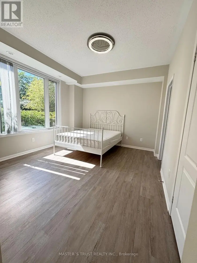 Townhouse at 33 WALTER DOVE COURT, Aurora