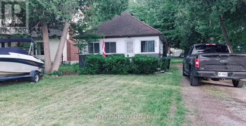 Detached at 699 INNISFIL BEACH ROAD, Innisfil