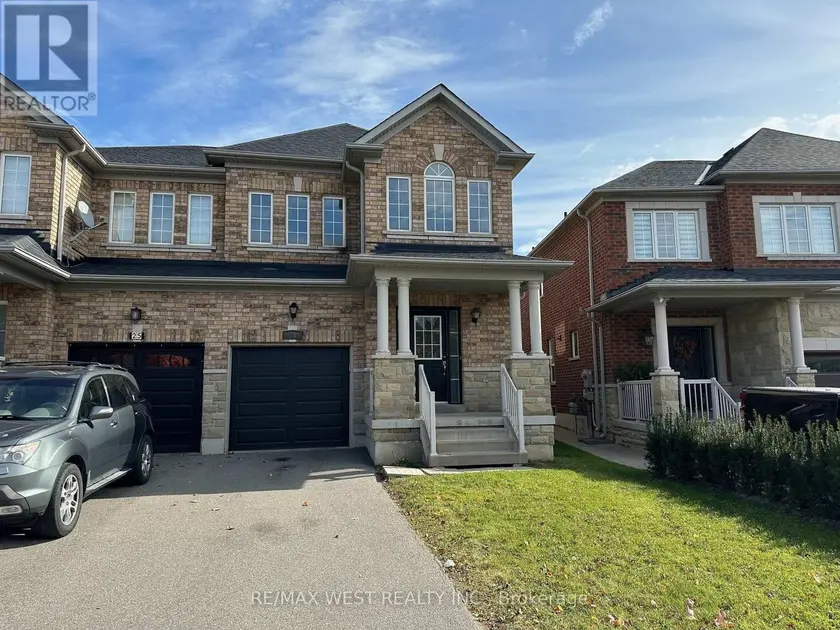 Semi-Detached/Link at 23 TWIN HILLS CRESCENT, Vaughan