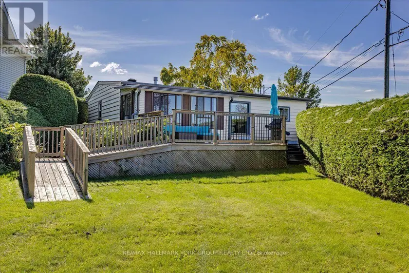 Detached at 525 LAKE DRIVE E, Georgina
