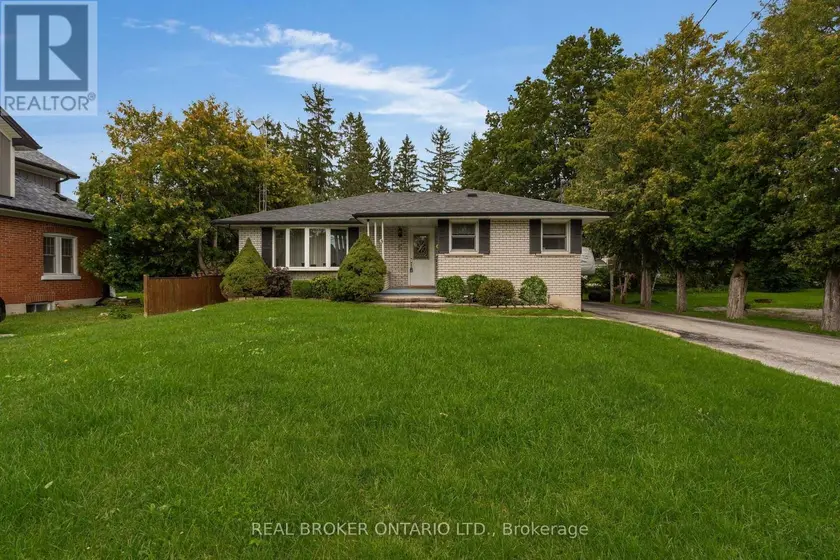 Detached at 3 ROBERT STREET, Essa