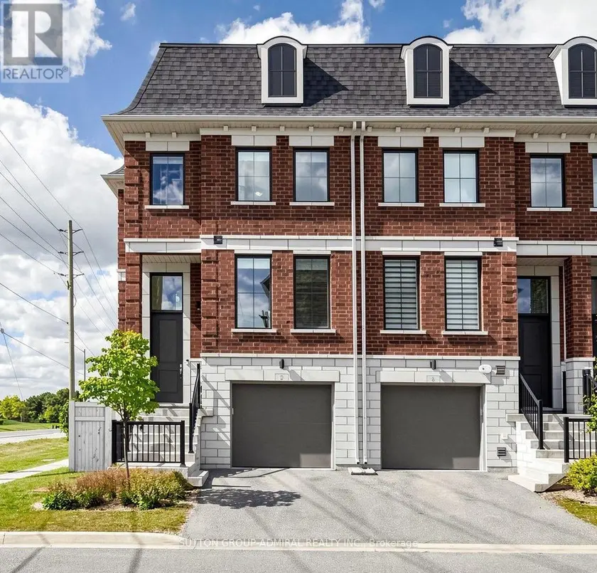 Townhouse at 2 SEACOASTS CIRCLE, Vaughan