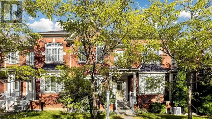 Townhouse at 18 MONTAGUES LANE, Markham