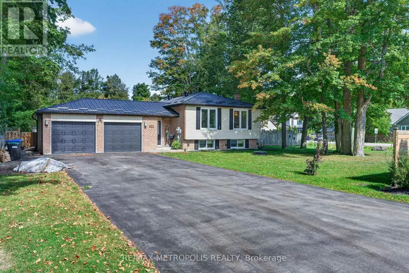 Detached at 822 10TH LINE, Innisfil