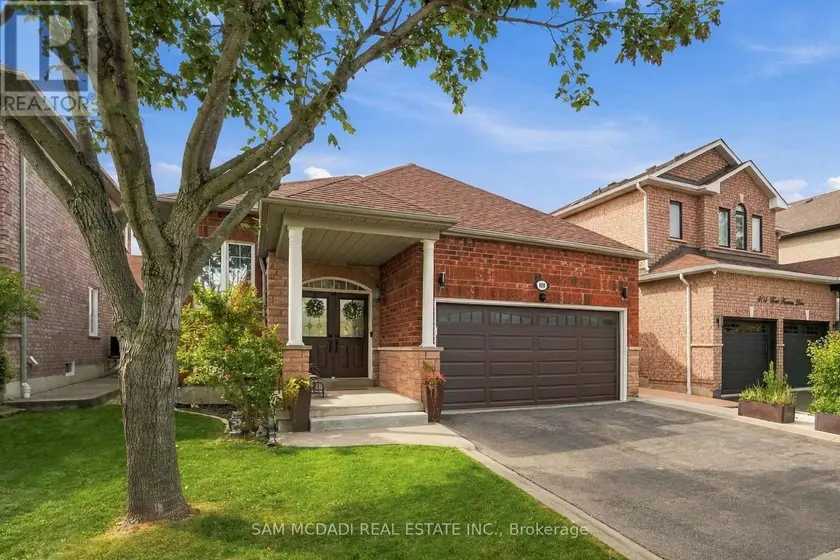 Detached at 400 FOREST FOUNTAIN DRIVE, Vaughan