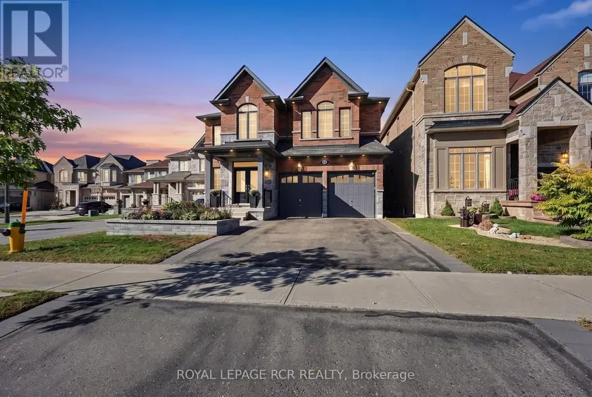 Detached at 52 HACKETT STREET, East Gwillimbury