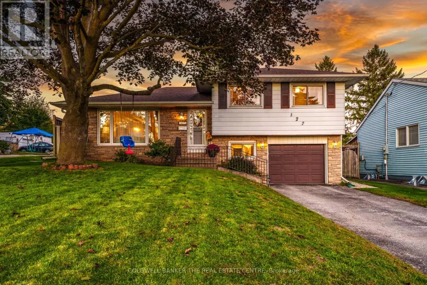 Detached at 127 ROXBOROUGH ROAD, Newmarket