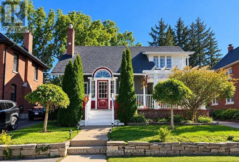 Detached at 19 MARK STREET, Aurora