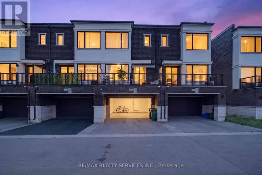 Townhouse at 3878 MAJOR MACKENZIE DRIVE W, Vaughan