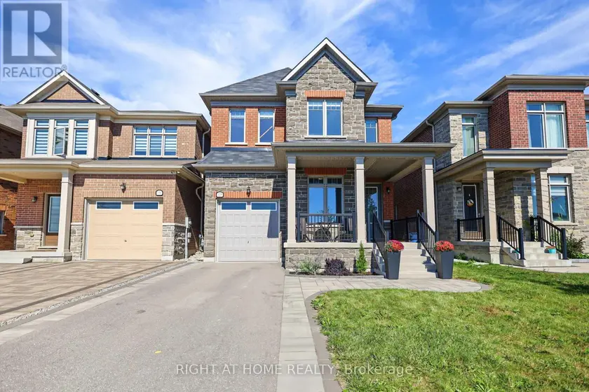 Detached at 335 BUSATO DRIVE, Whitchurch-Stouffville