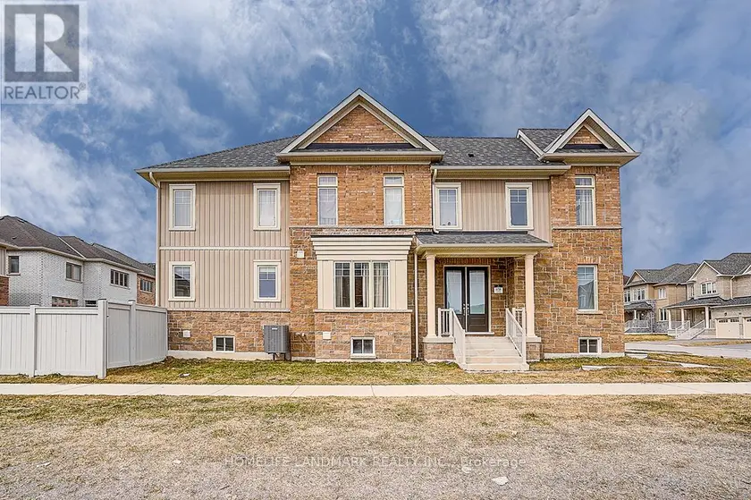 Detached at 57 FAIMIRA AVENUE, Georgina