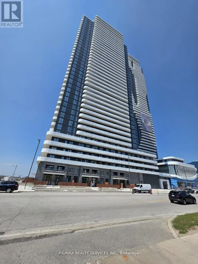 Apartment at 509 - 8 INTERCHANGE WAY, Vaughan
