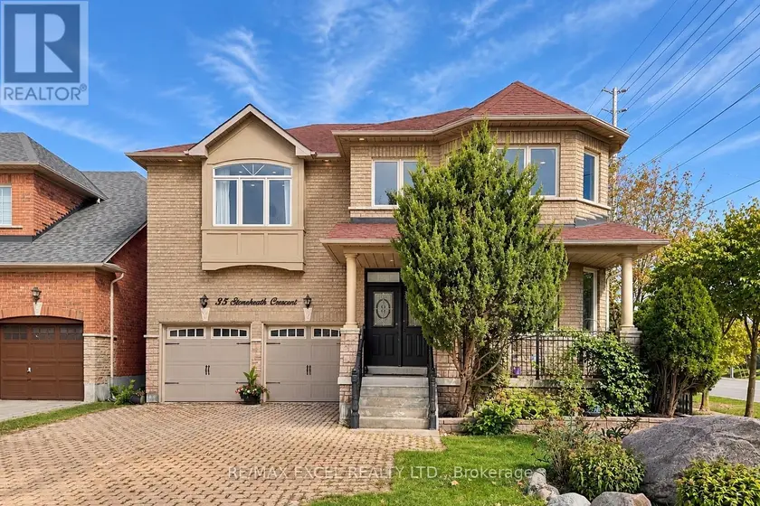 Detached at 35 STONEHEATH CRESCENT, Markham