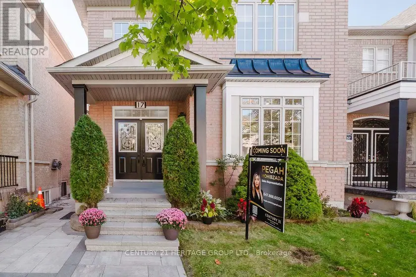 Detached at 17 WILDMOOR STREET, Markham