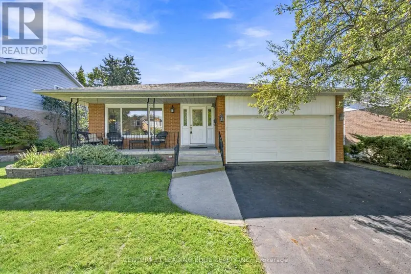 Detached at 90 PRINGLE AVENUE, Markham