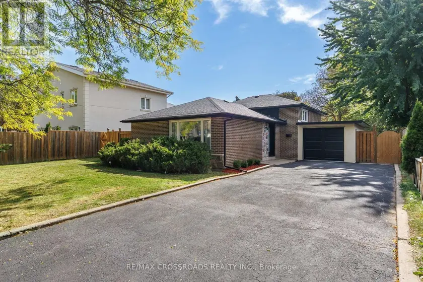 Detached at 184 LAVEROCK AVENUE, Richmond Hill
