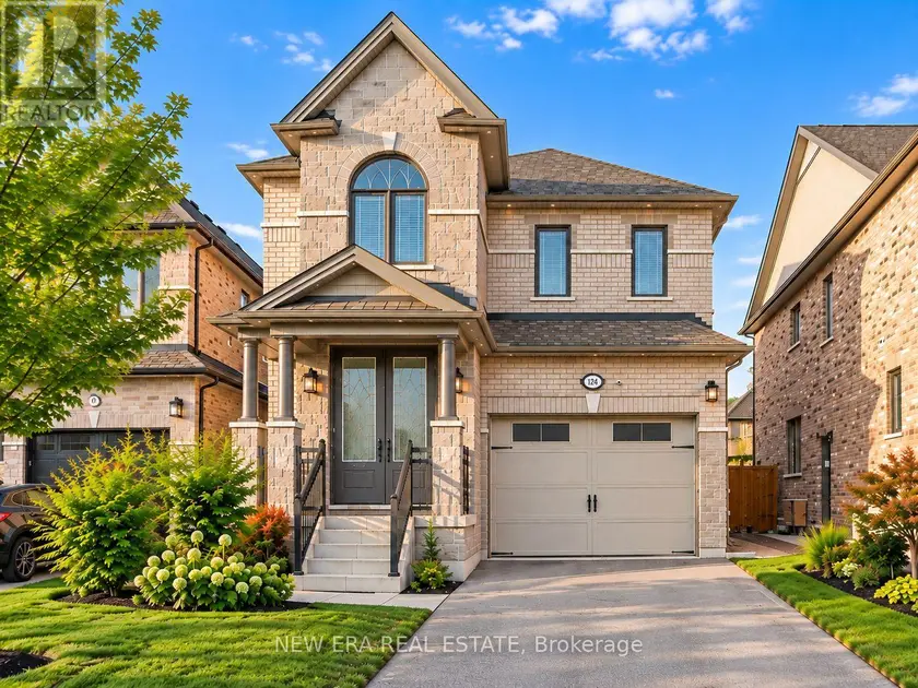 Detached at 124 WALKER BOULEVARD, New Tecumseth