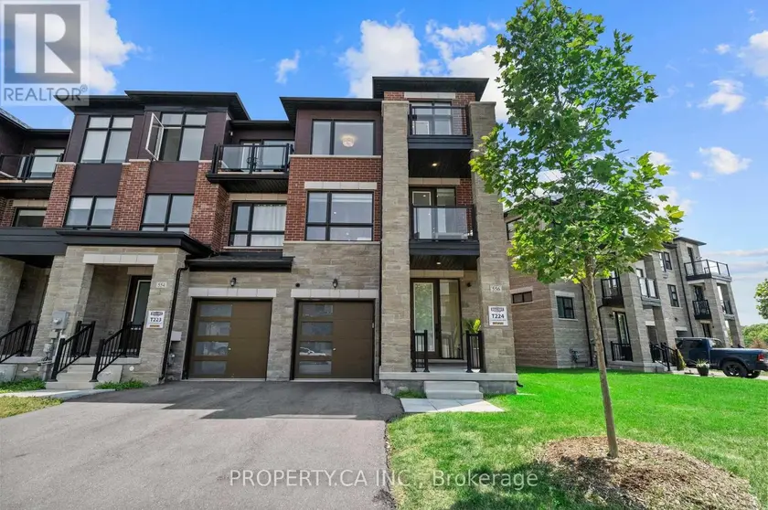 Townhouse at 556 NEW ENGLAND COURT, Newmarket