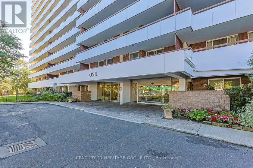 Apartment at 502 - 1 ROYAL ORCHARD BOULEVARD, Markham