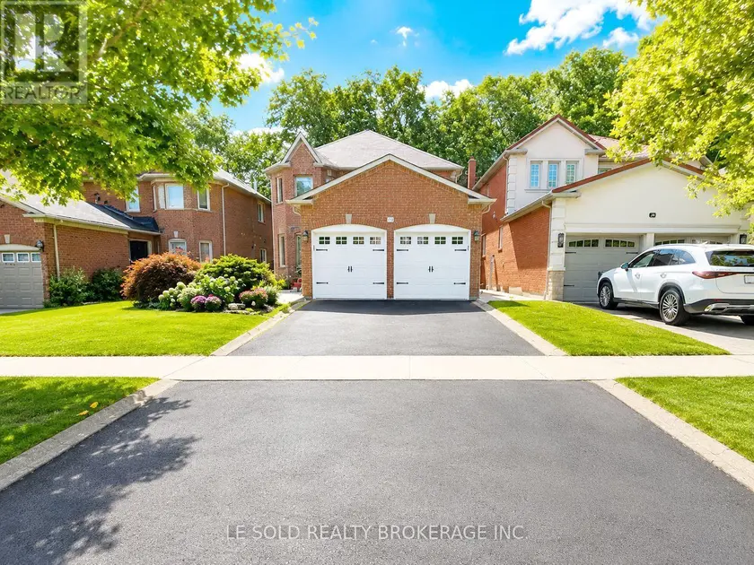 Detached at 76 LARRATT LANE, Richmond Hill