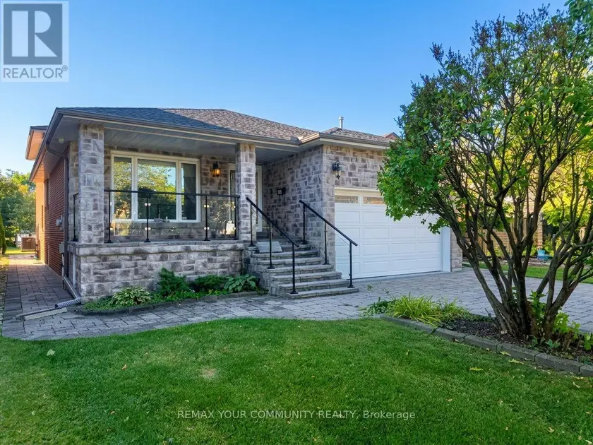 Detached at 31 OAK AVENUE, Richmond Hill