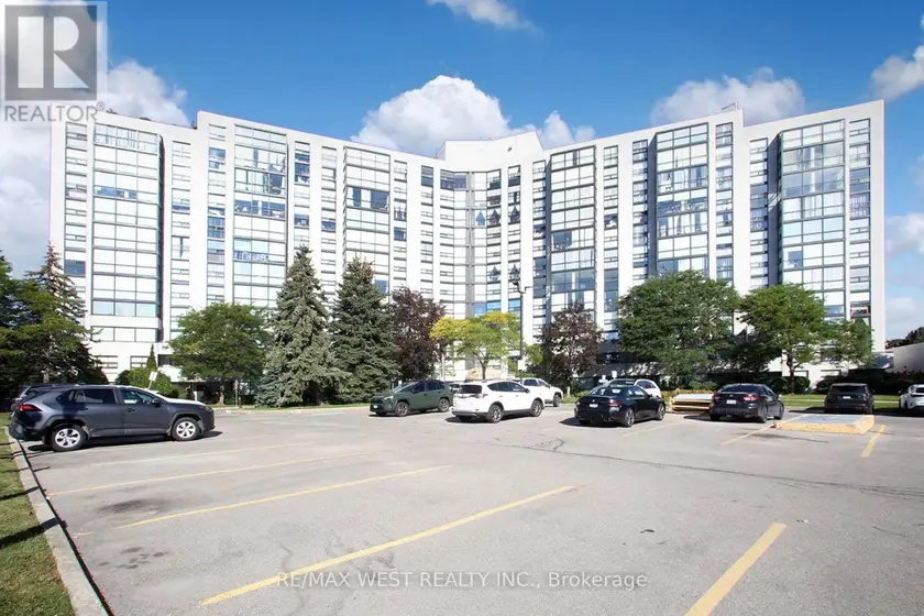 Apartment at 305 - 40 HARDING BOULEVARD W, Richmond Hill