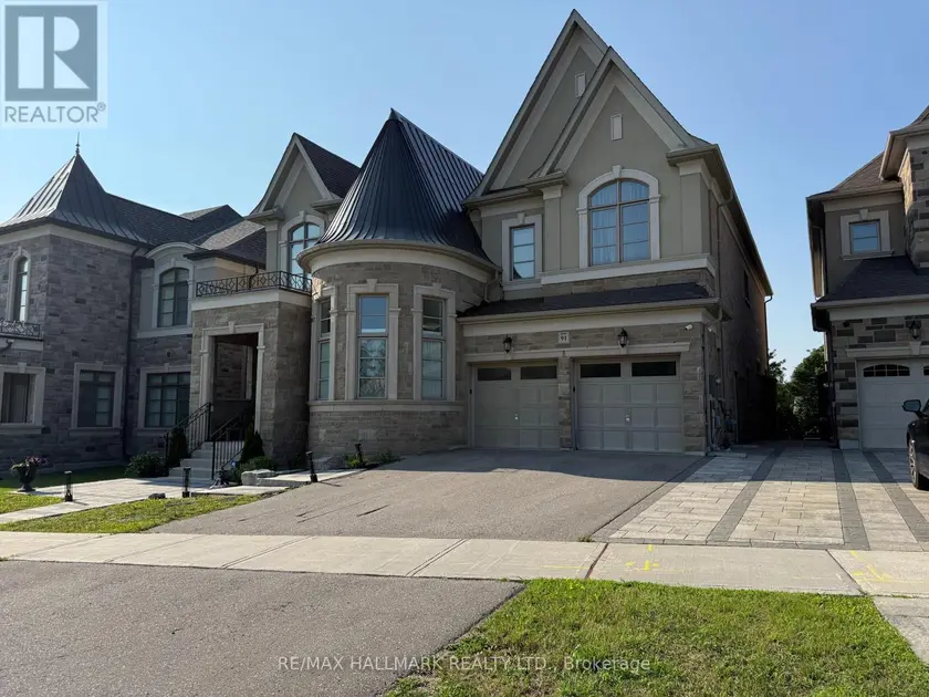 Detached at LOWER LEVEL - 91 GLENSTEEPLE TRAIL, Aurora