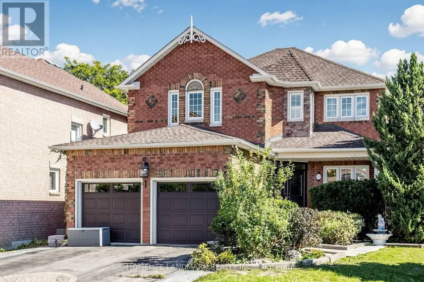 Detached at 1 TRENT STREET, Aurora